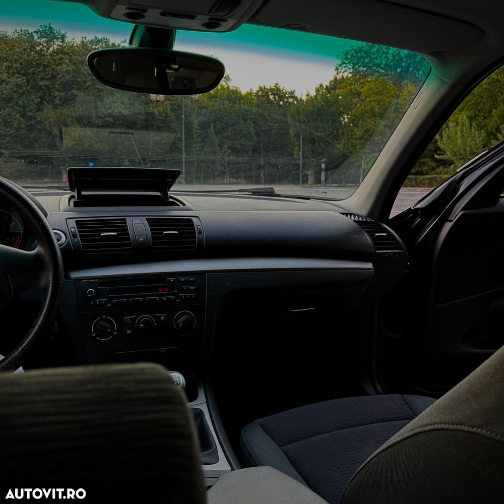 BMW Seria 1 118d - 15