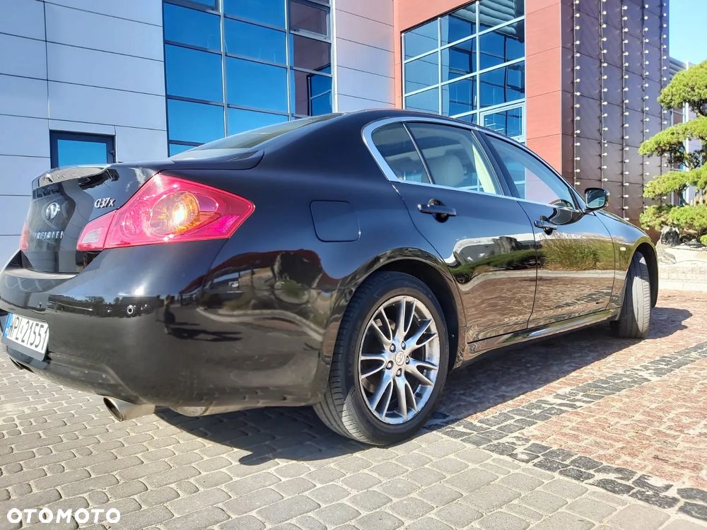 Infiniti G G37 AWD - 22