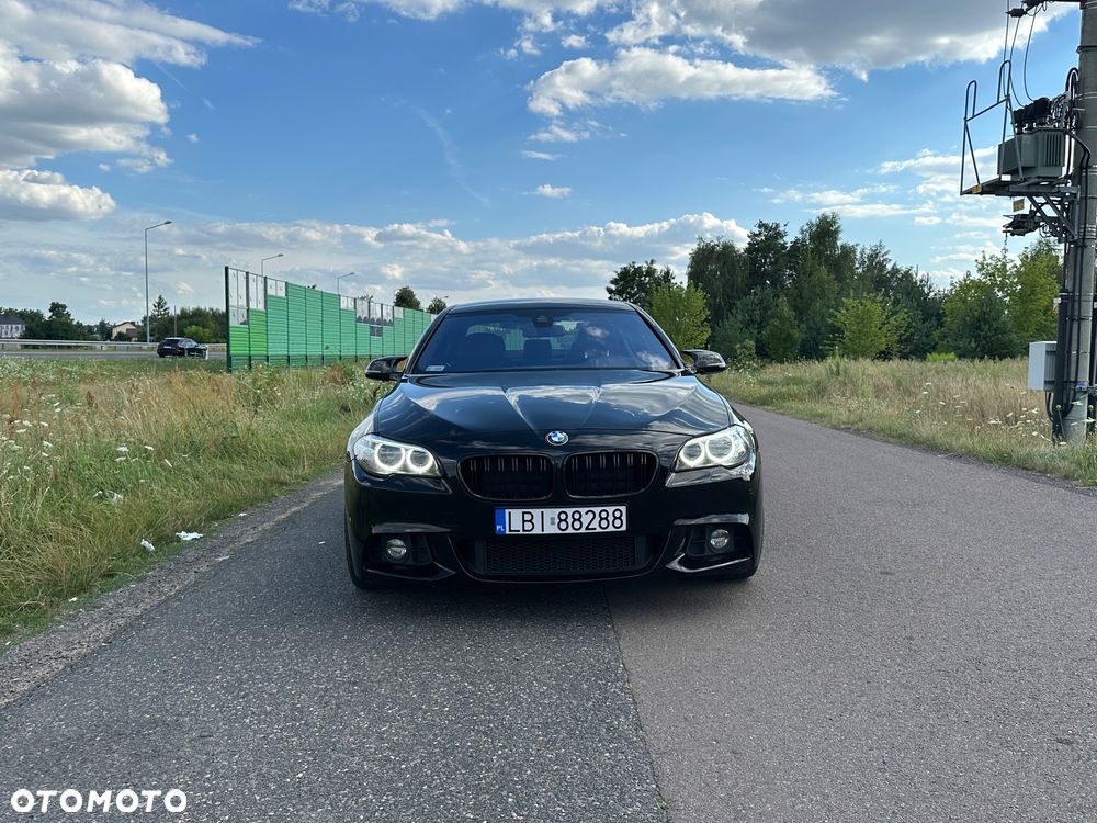 BMW Seria 5 530d xDrive - 8