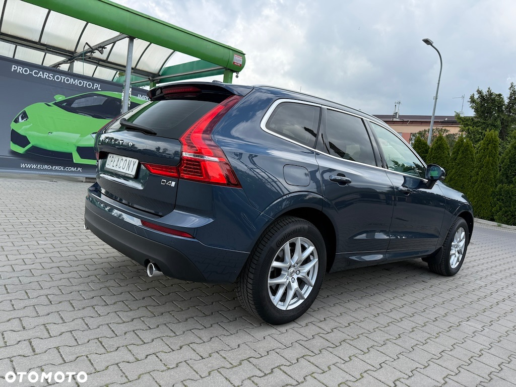 Volvo XC 60 D4 Geartronic Momentum Pro - 40
