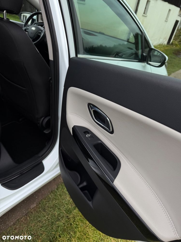 Kia Ceed 1.4 CVVT Dream Team Edition - 12