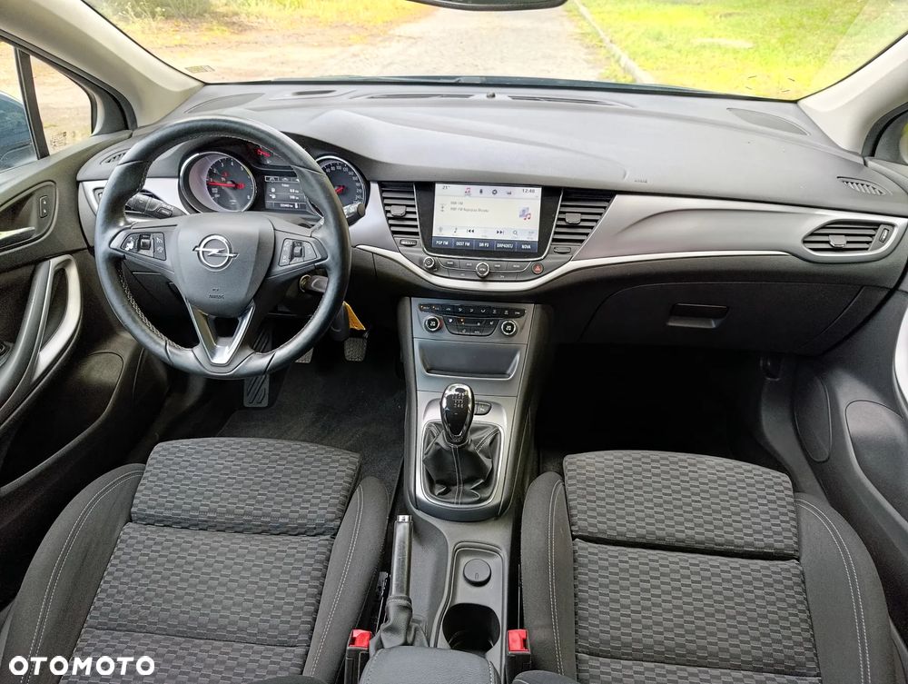 Opel Astra 1.4 Turbo Business - 6