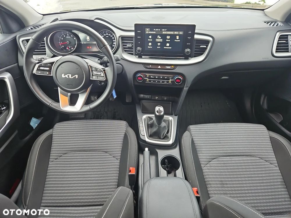 Kia XCeed 1.5 T-GDI M - 10