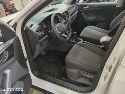 Volkswagen T-Cross - 3