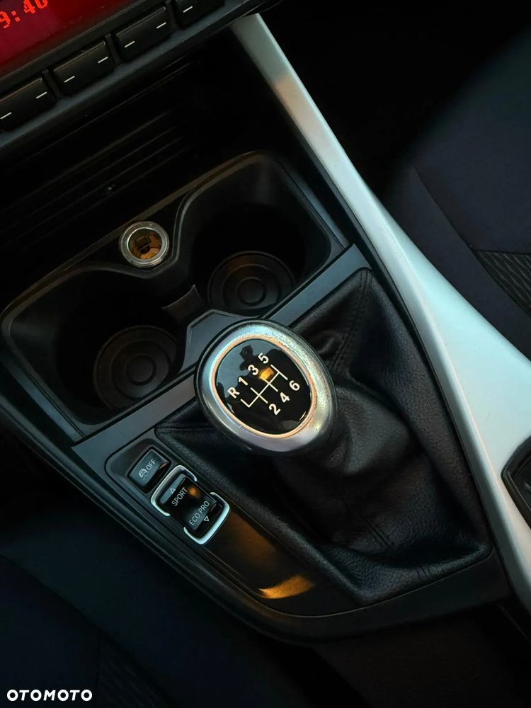 BMW Seria 1 - 19