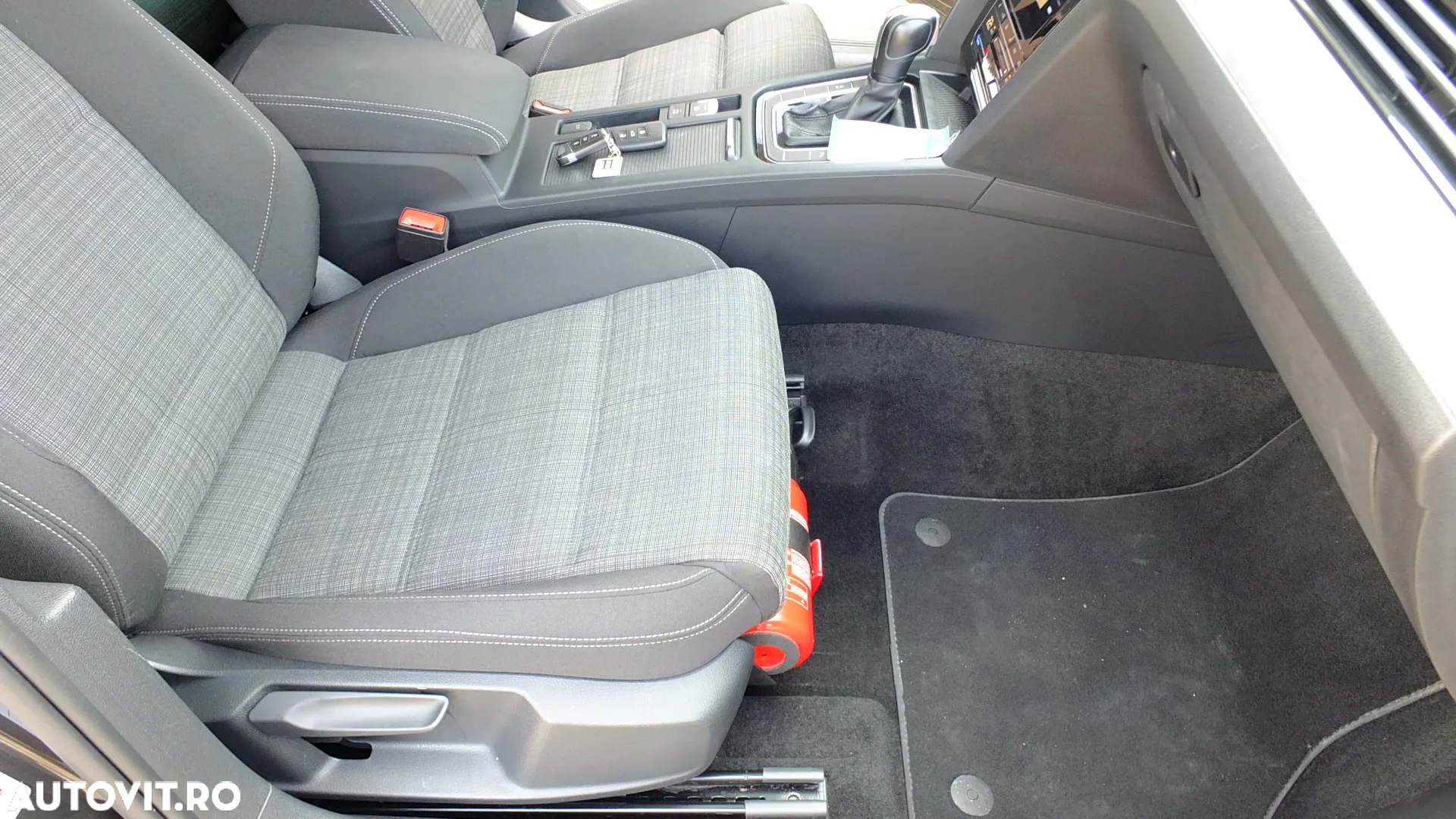 Volkswagen Passat Variant 2.0 TDI DSG Comfortline - 32
