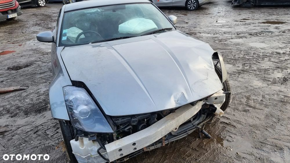 Nissan 350 Z - 6