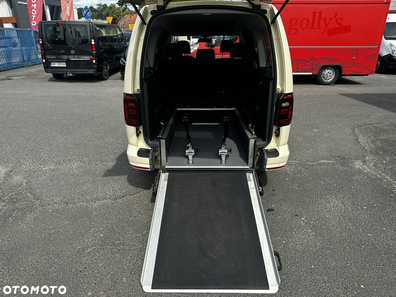 Volkswagen Caddy - 1