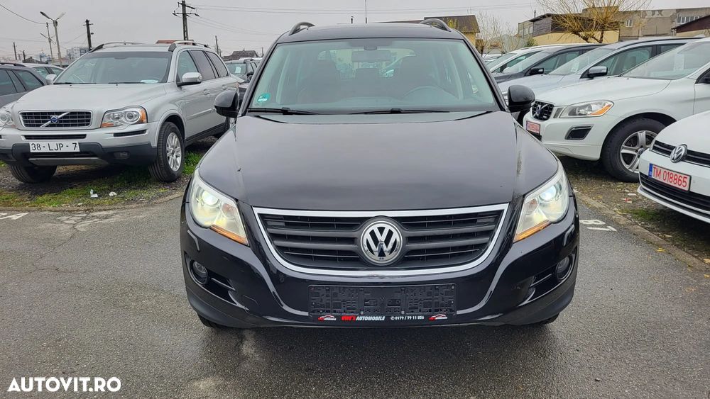 Volkswagen Tiguan - 2