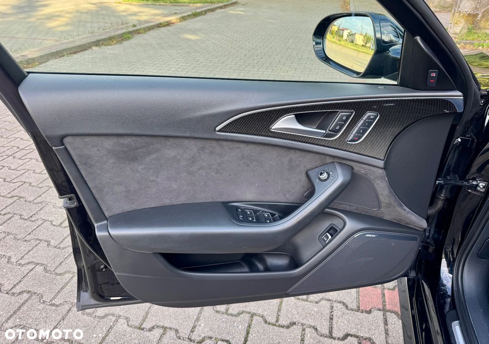 Audi S6 Avant - 18