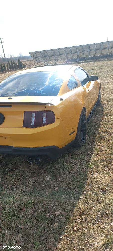 Ford Mustang 5.0 V8 GT - 12