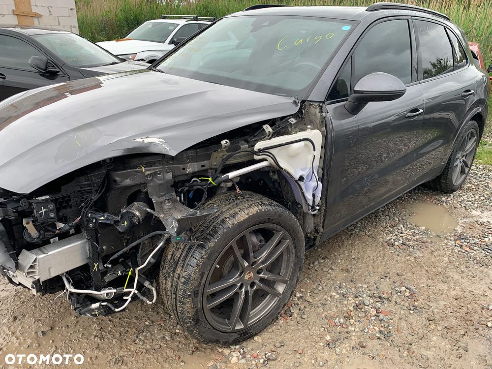 Porsche Cayenne Tiptronic S - 3