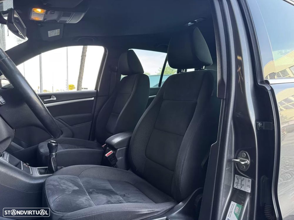 VW Tiguan 2.0 TDi Cup BlueMotion - 30