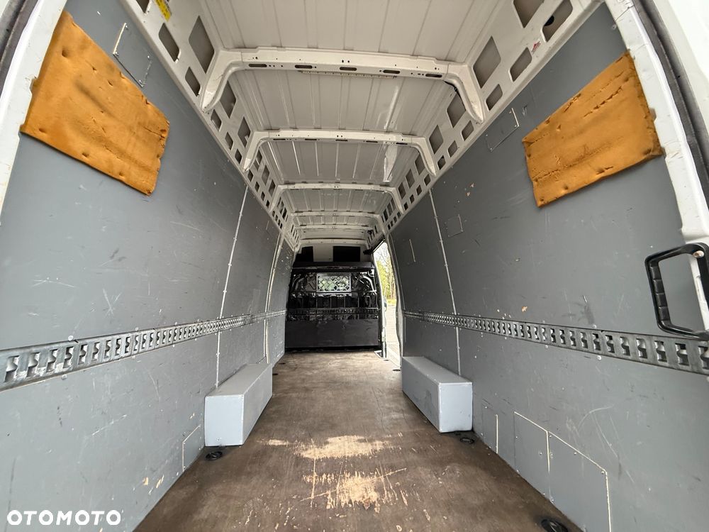 Iveco 35 S  3.0 - 24