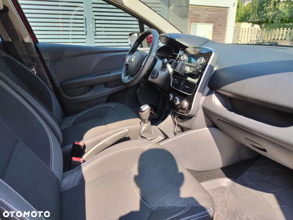 Renault Clio 0.9 TCe Limited - 16