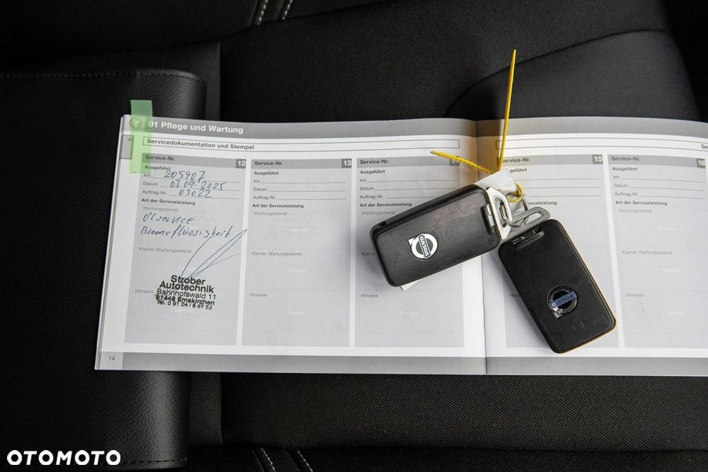 Volvo V40 D4 Kinetic - 31