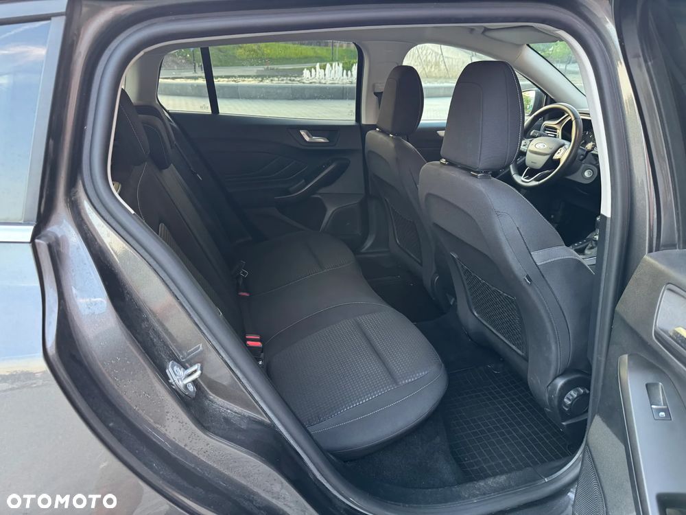 Ford Focus 1.5 EcoBlue SCR Connected - 15