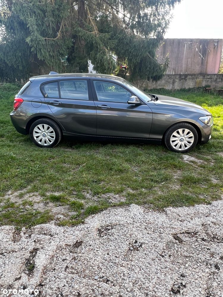 BMW Seria 1 114i - 8