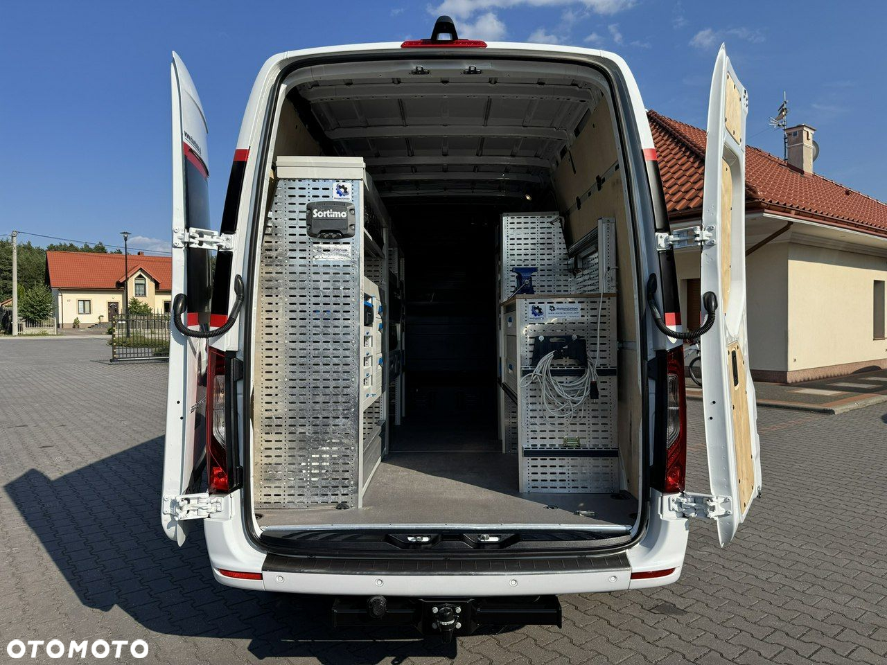 Mercedes-Benz Sprinter - 18