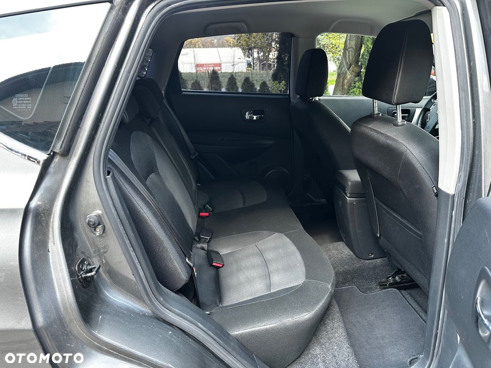 Nissan Qashqai 2.0 dCi DPF acenta - 18