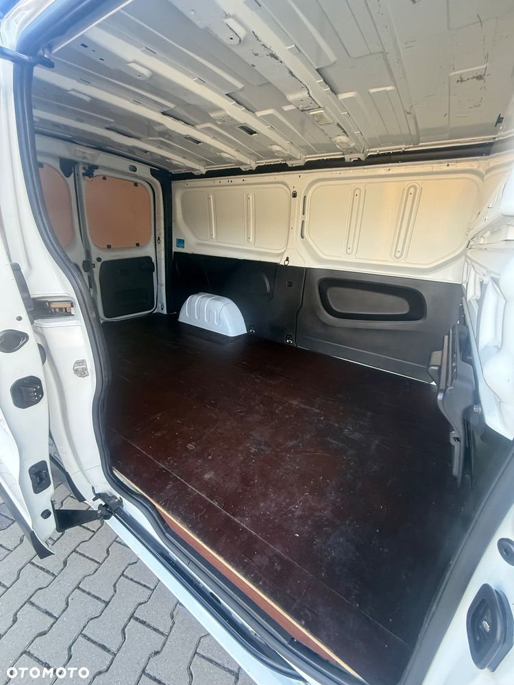 Renault TRAFIC - 25