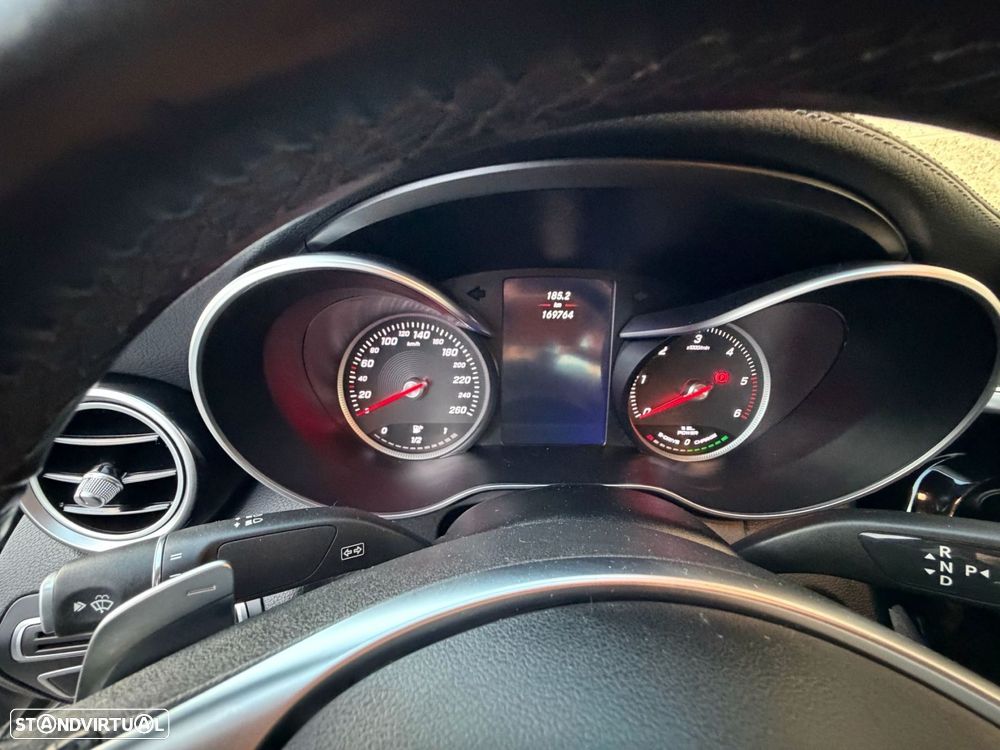 Mercedes-Benz C 300 h AMG Line - 10