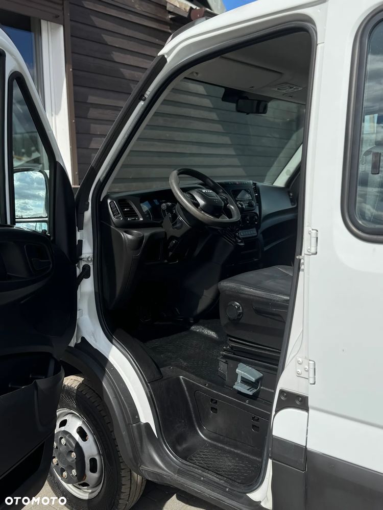 Iveco 35C16 - 12