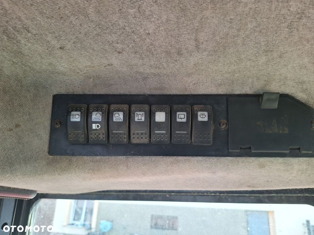 Caterpillar 428 C 4X4 - 17