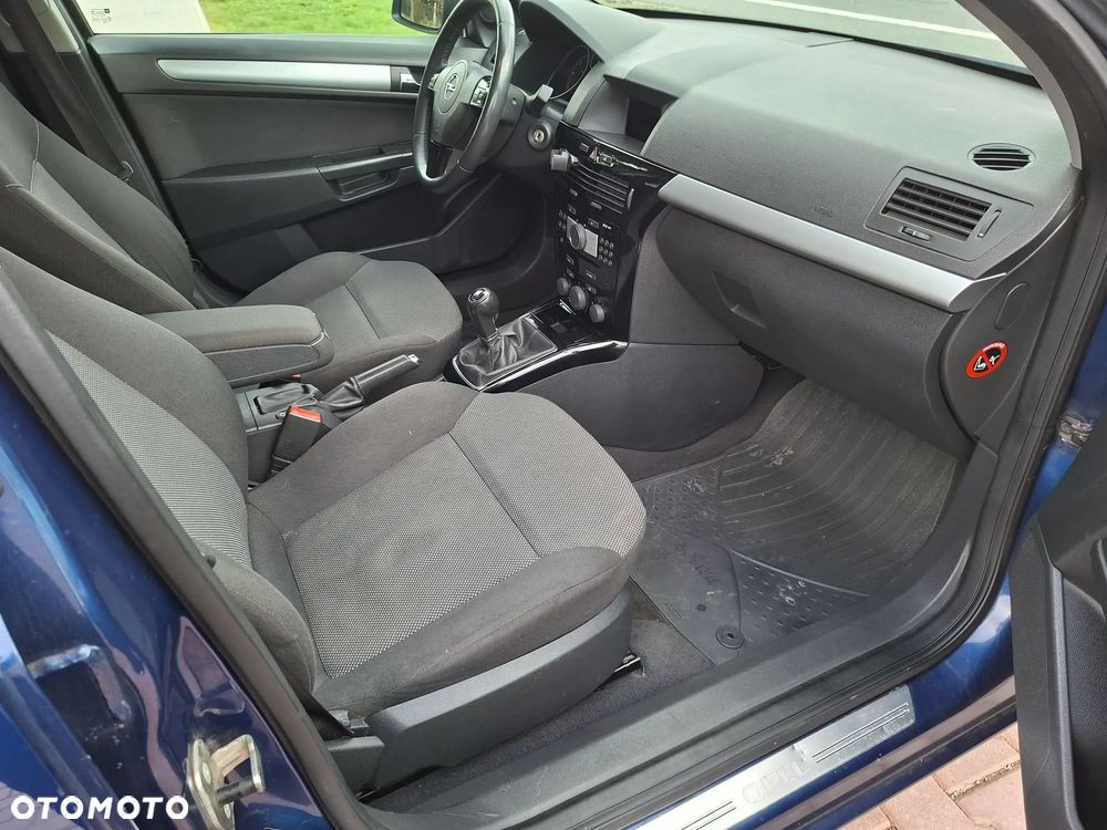 Opel Astra 1.7 CDTI DPF Edition 111 Jahre - 10