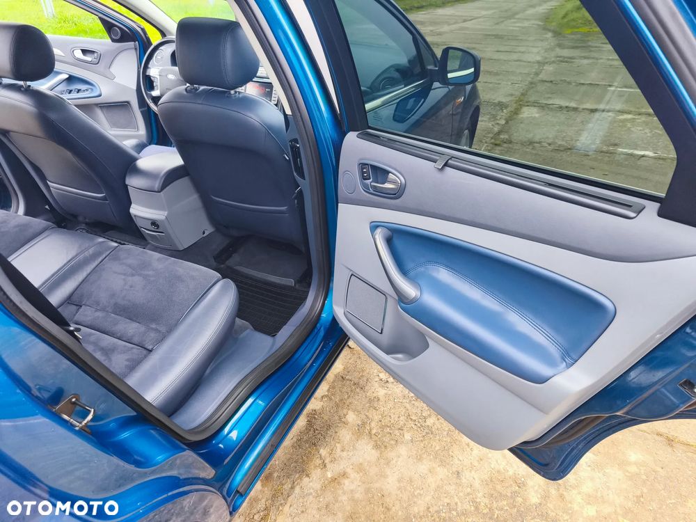 Ford Mondeo 2.0 TDCi Titanium - 27