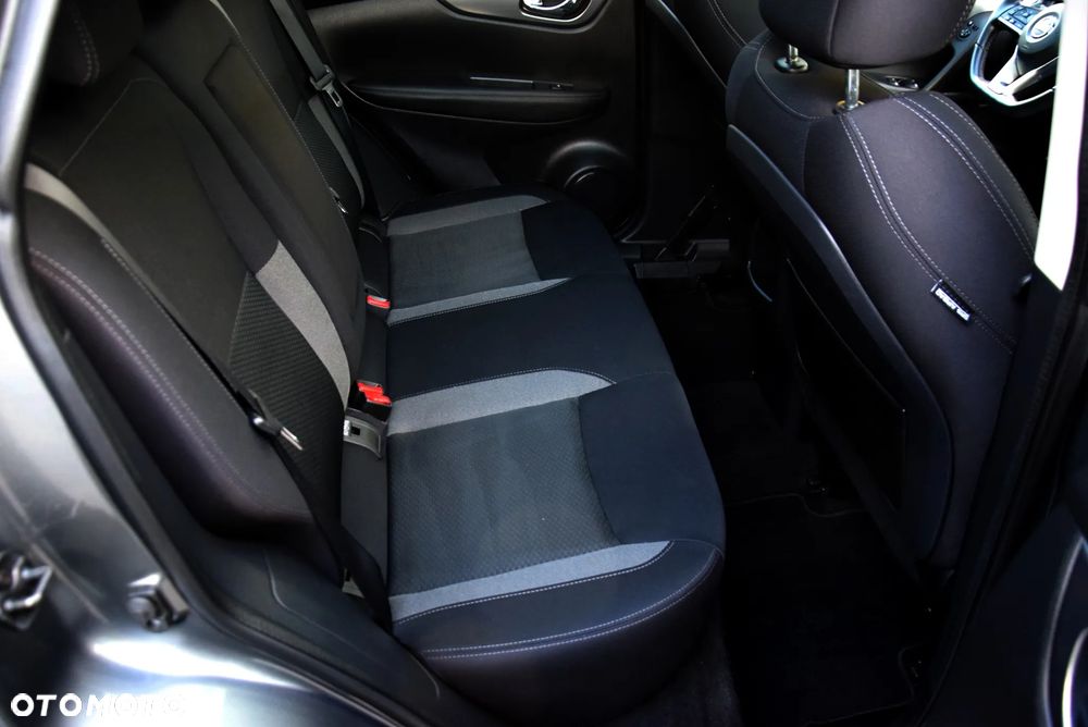Nissan Qashqai 1.3 DIG-T Tekna - 18