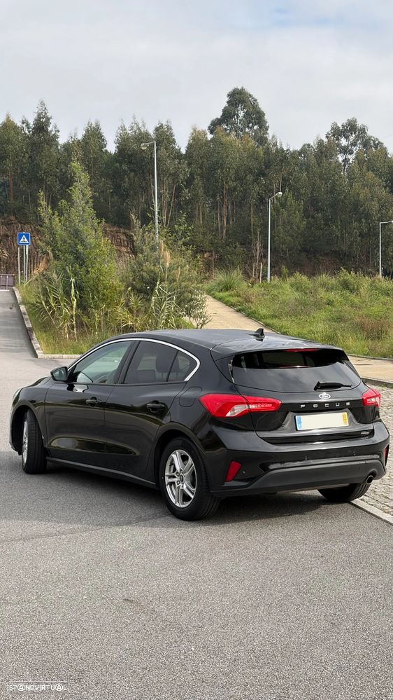 Ford Focus 1.0 EcoBoost Business - 4