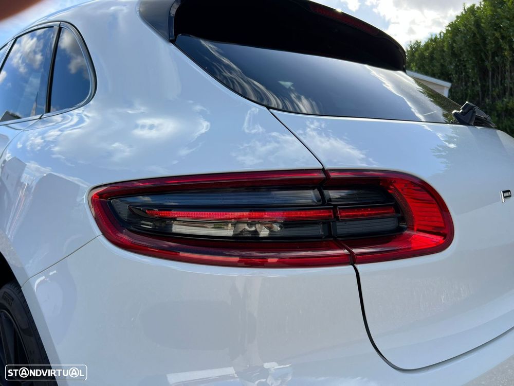 Porsche Macan S - 26