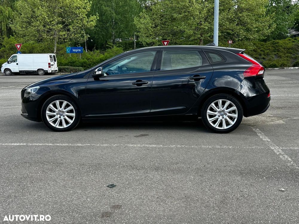 Volvo V40 D2 - 4
