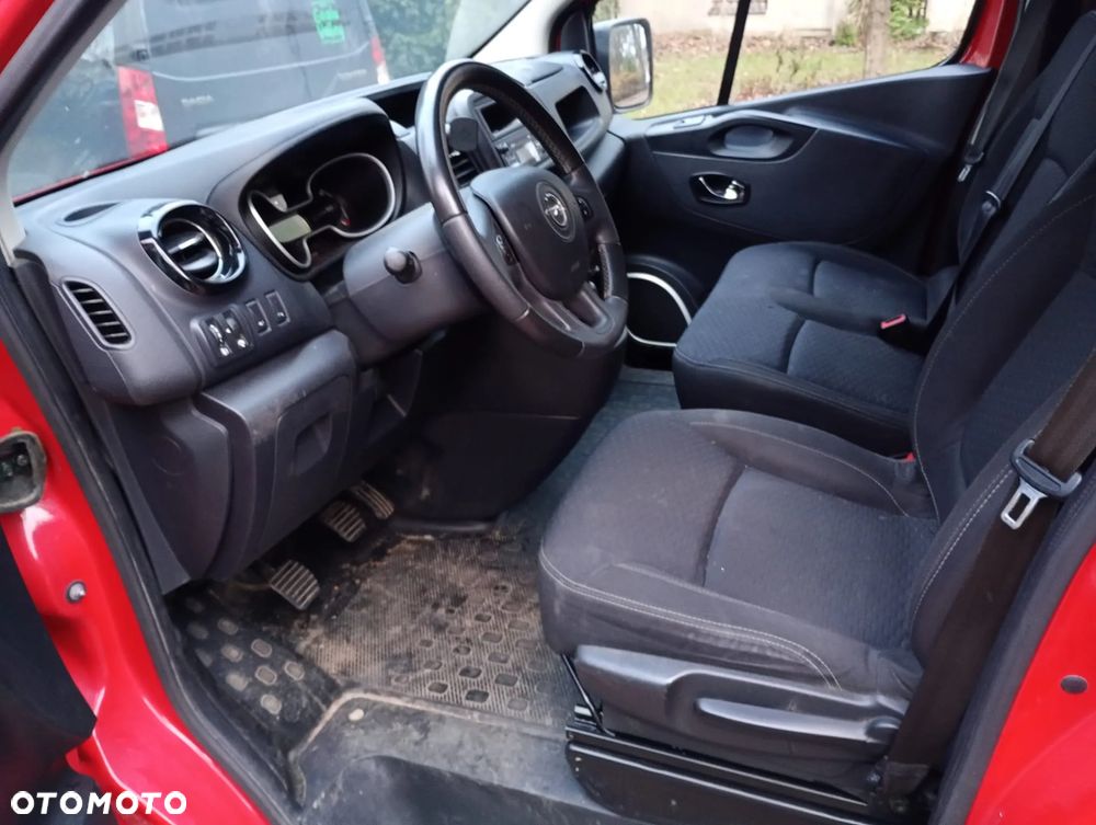 Opel Vivaro - 15