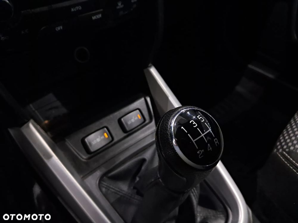 Suzuki Vitara 1.6 Premium 2WD - 12
