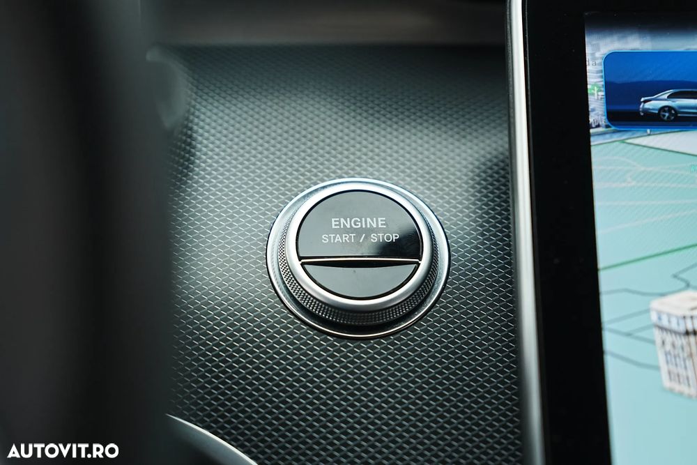 Mercedes-Benz C 300 e 9G-TRONIC Avantgarde - 38