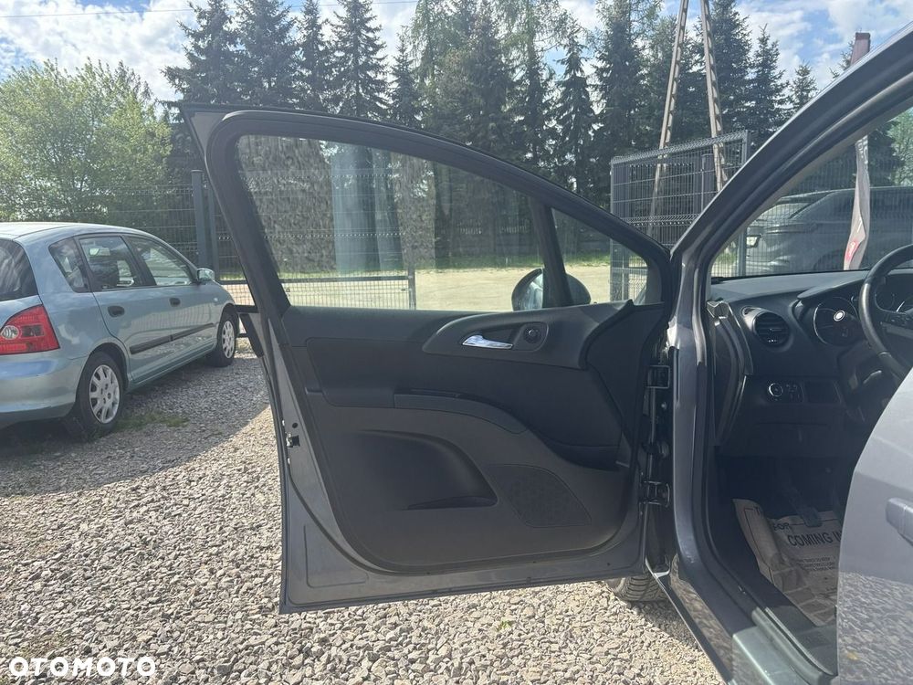 Opel Meriva - 16