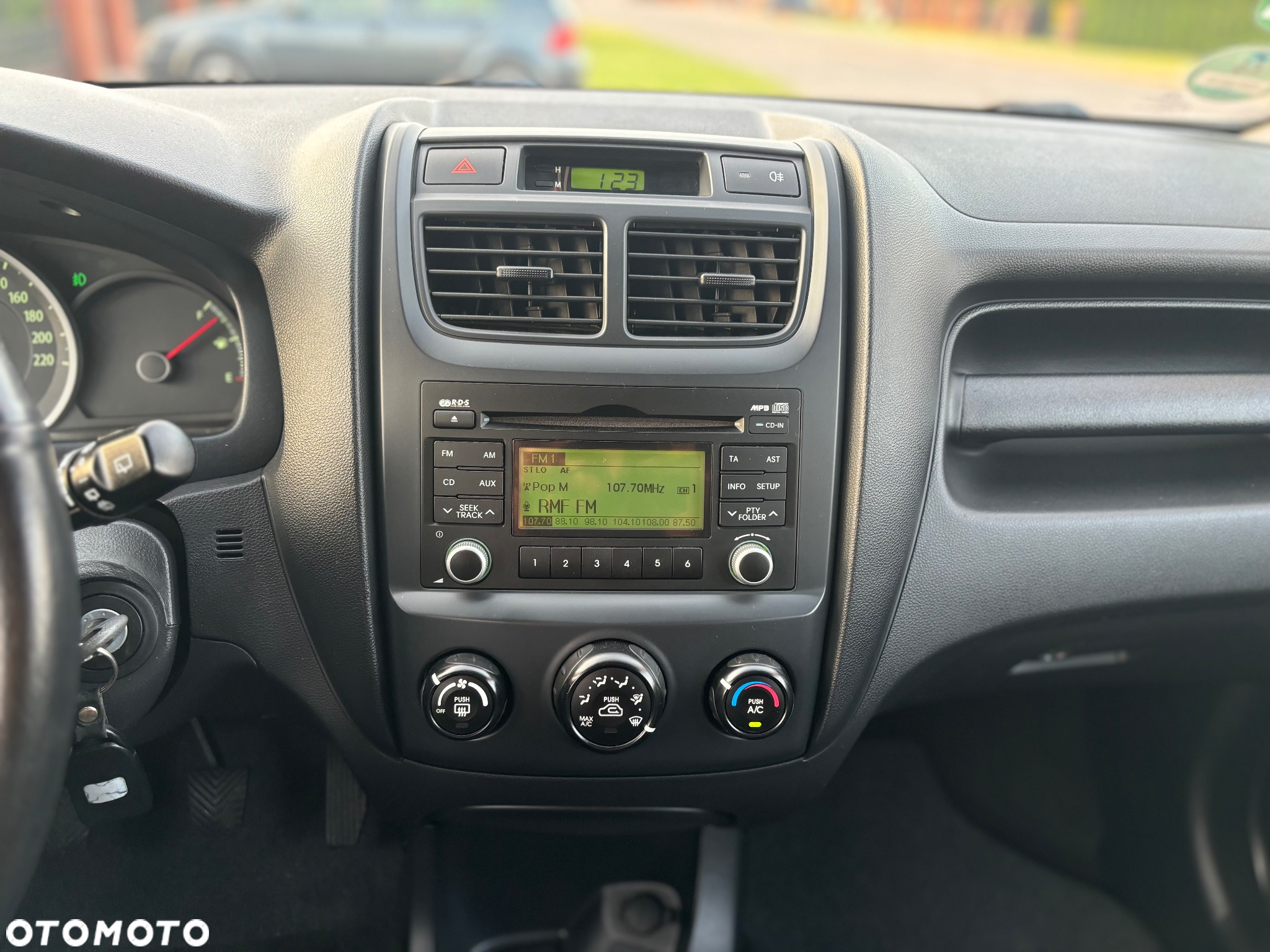 Kia Sportage - 13