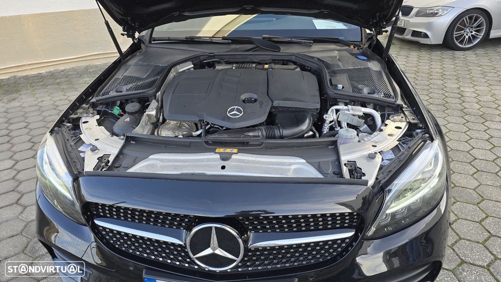 Mercedes-Benz C 300 de AMG Line - 21