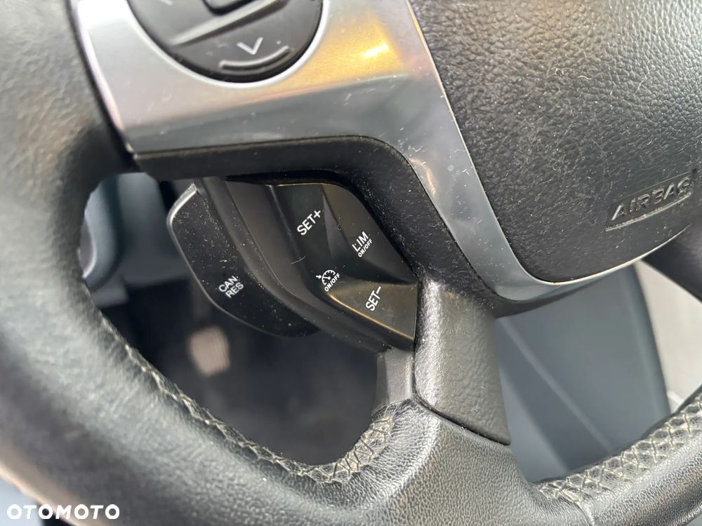 Ford Grand C-MAX 1.6 EcoBoost Start-Stop-System Titanium - 32