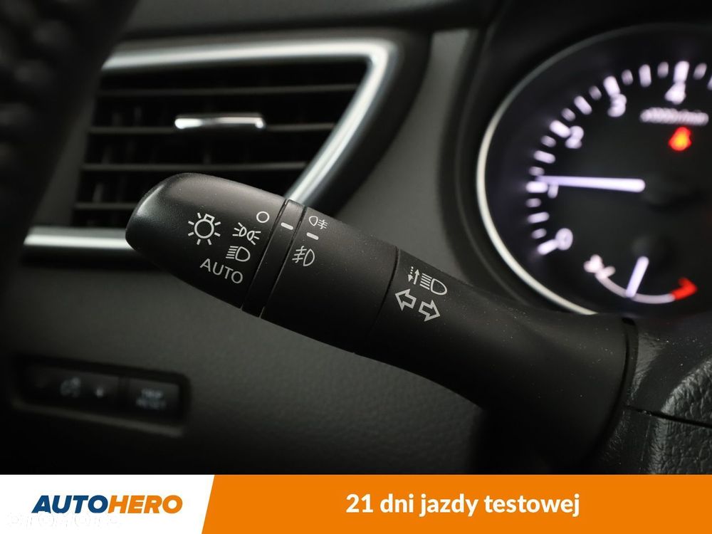 Nissan Qashqai - 28
