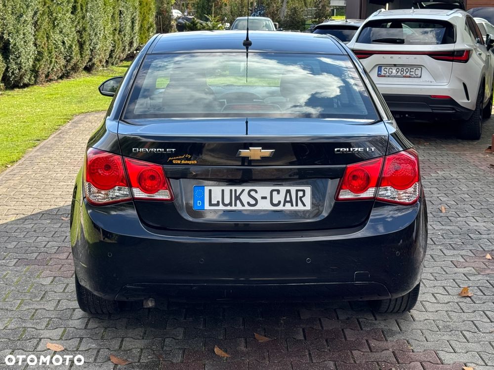 Chevrolet Cruze 1.8 LT+ - 4