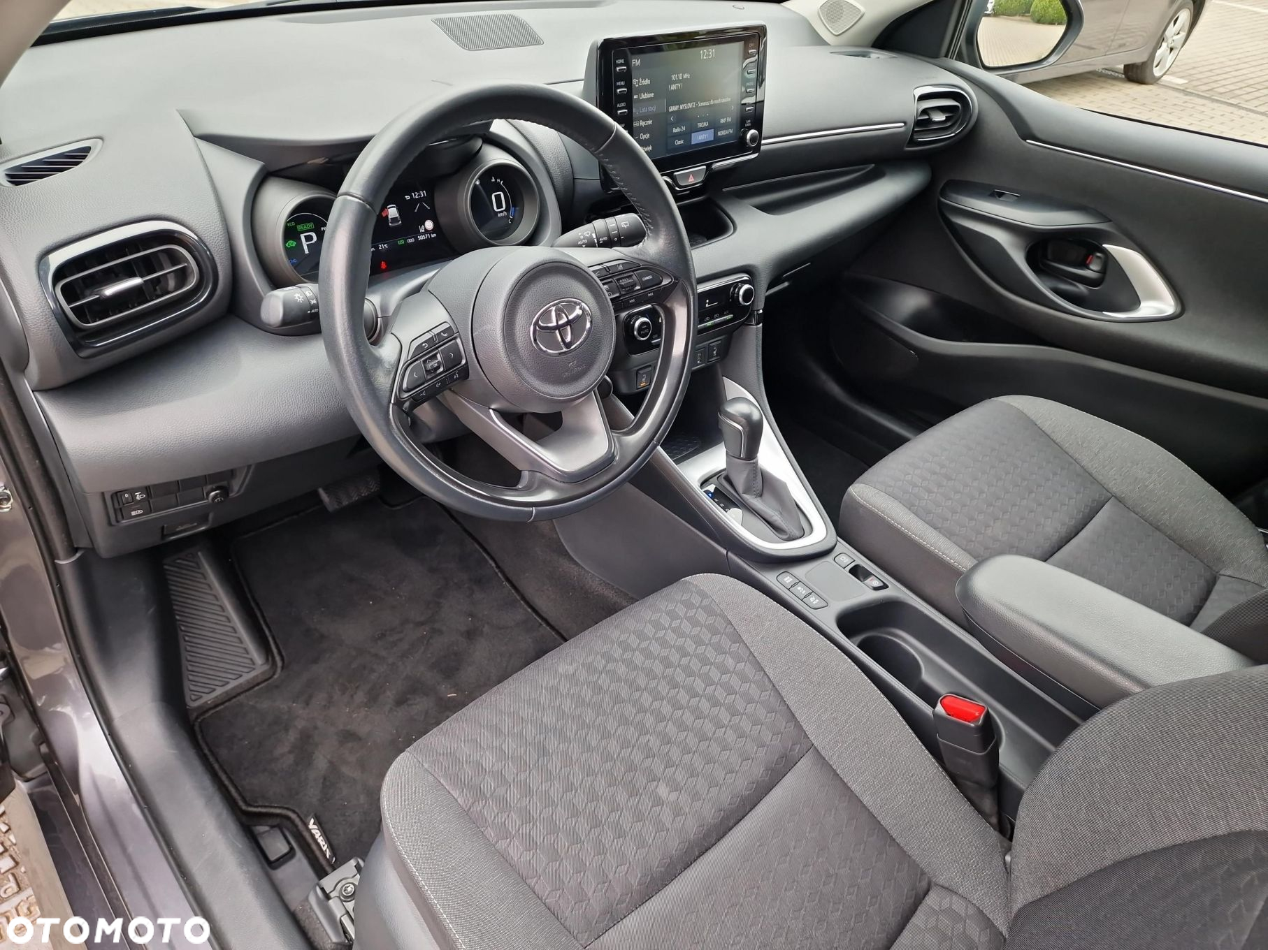 Toyota Yaris Hybrid 1.5 Comfort - 11