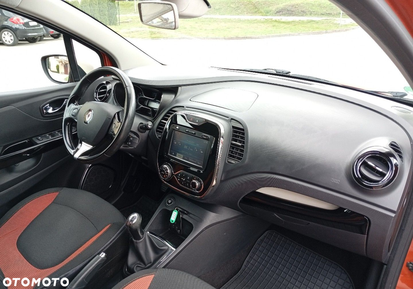 Renault Captur - 17