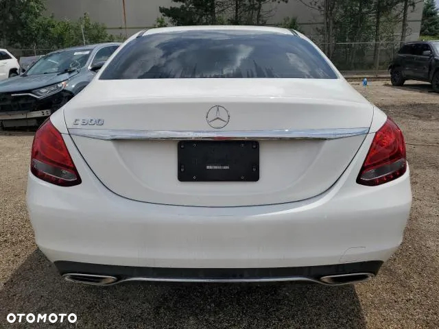Mercedes-Benz Klasa C 300 9G-TRONIC - 6