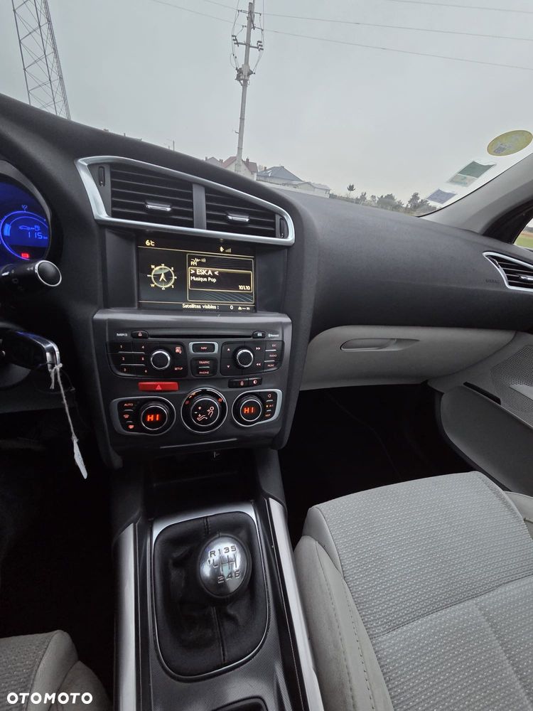 Citroën C4 HDi 150 Exclusive - 25