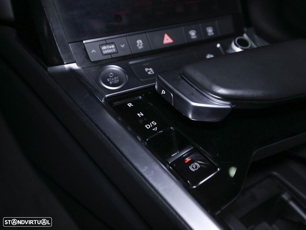 Audi e-tron 55 quattro - 24