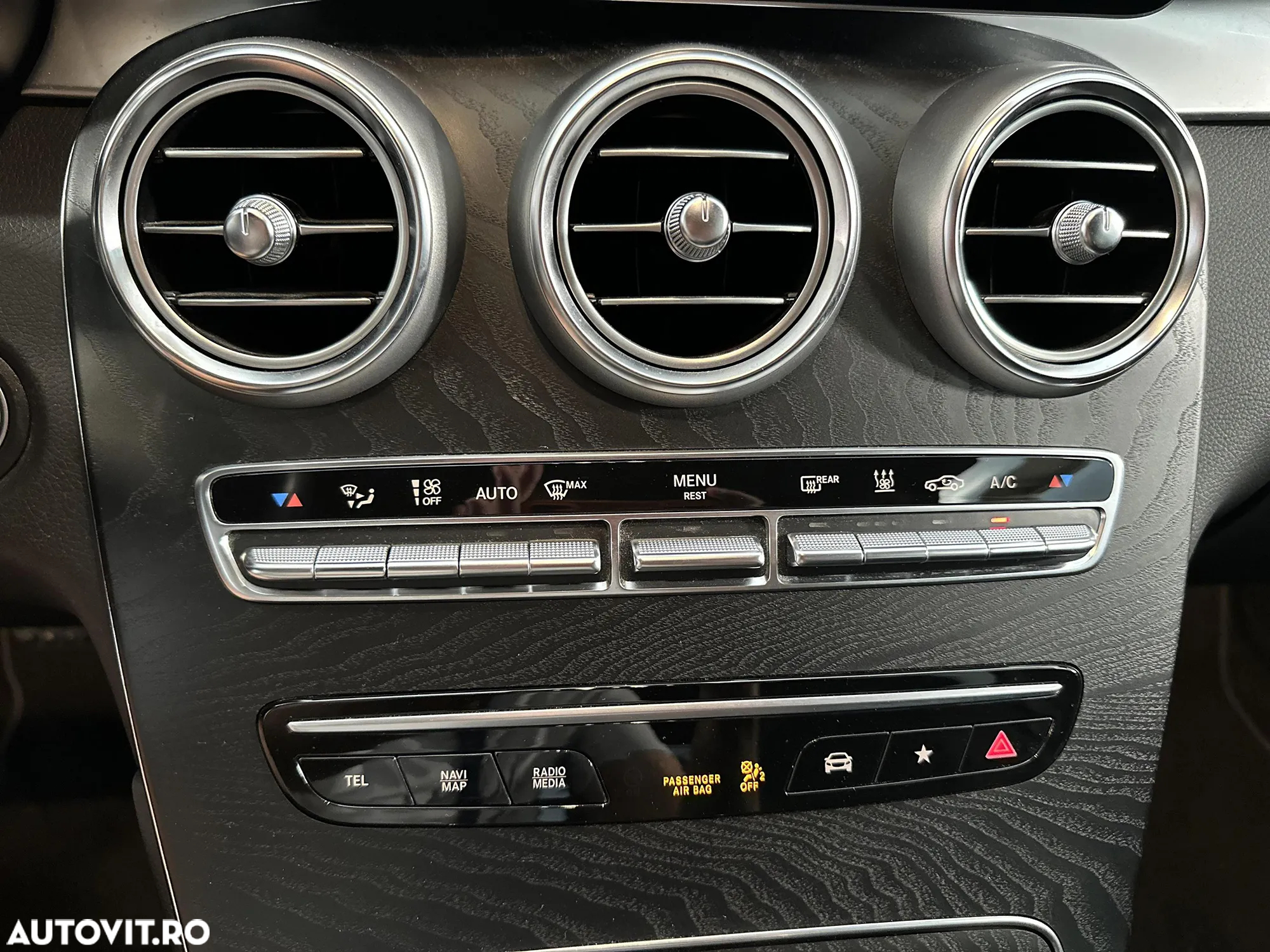 Mercedes-Benz GLC 220 d 4MATIC - 18