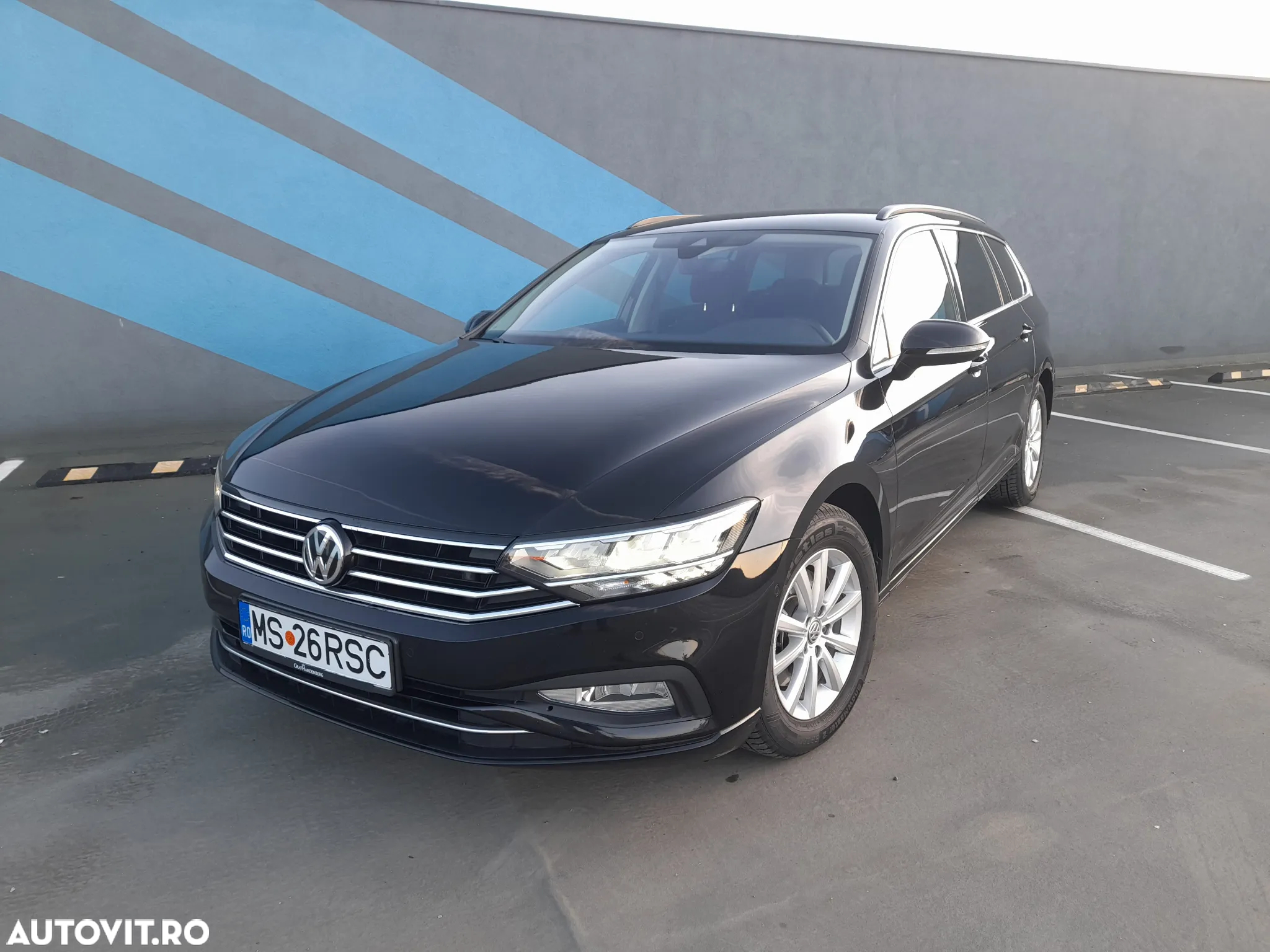 Volkswagen Passat Variant 2.0 TDI DSG Highline - 9